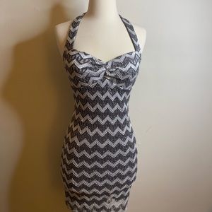 Jump Apparel Dress - Size: 5-6 (S)